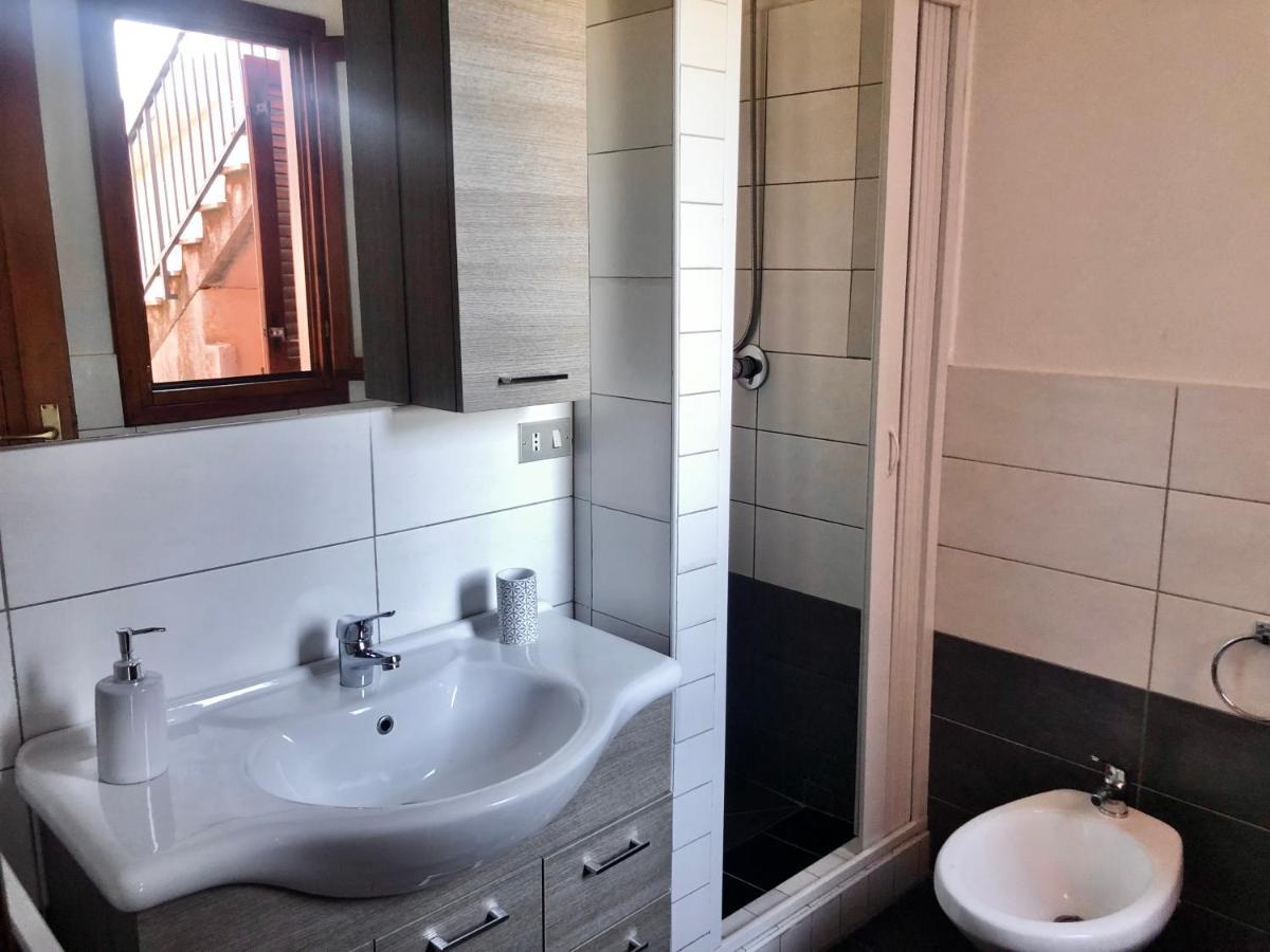 Appartement Teodor House à San Teodoro  Extérieur photo